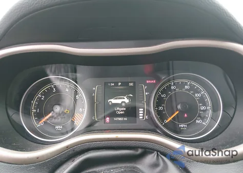 2015 Jeep Cherokee Latitude из США, поврежденный, VIN 1C4PJMCB0FW745031